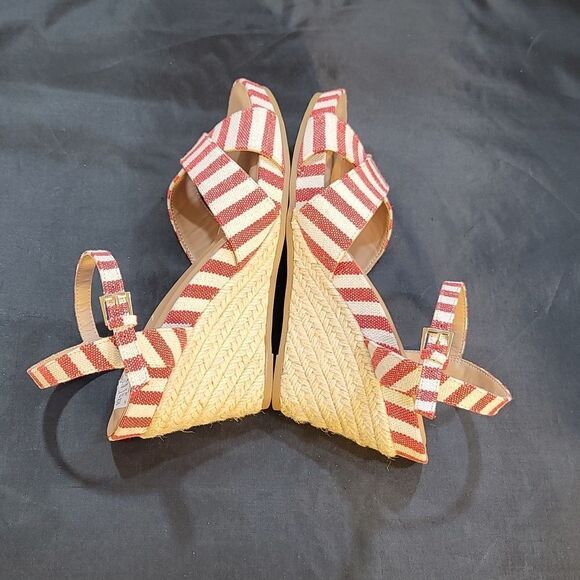 BRAND NEW AEROSOLES WOMEN'S PASTEL WEDGE SANDAL - Picture 12 of 15